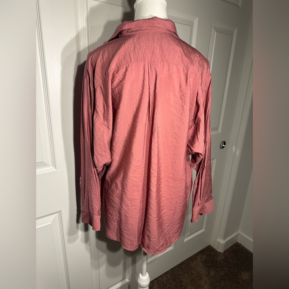 Loft Oversize Button Up - Picture 2 of 3